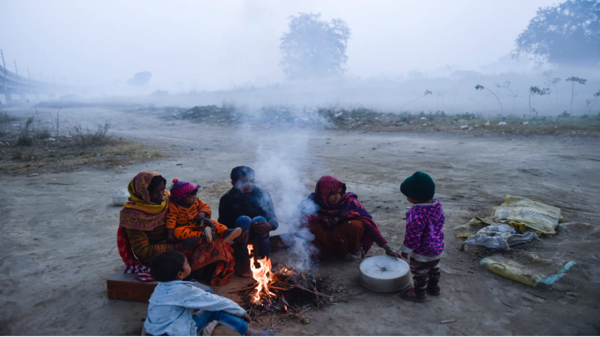 Photo of हाड़ कंपाने वाली ठंड ने दी दस्तक, पंजाब-हरियाणा में छाया घना कोहरा | WEATHER UPDATE