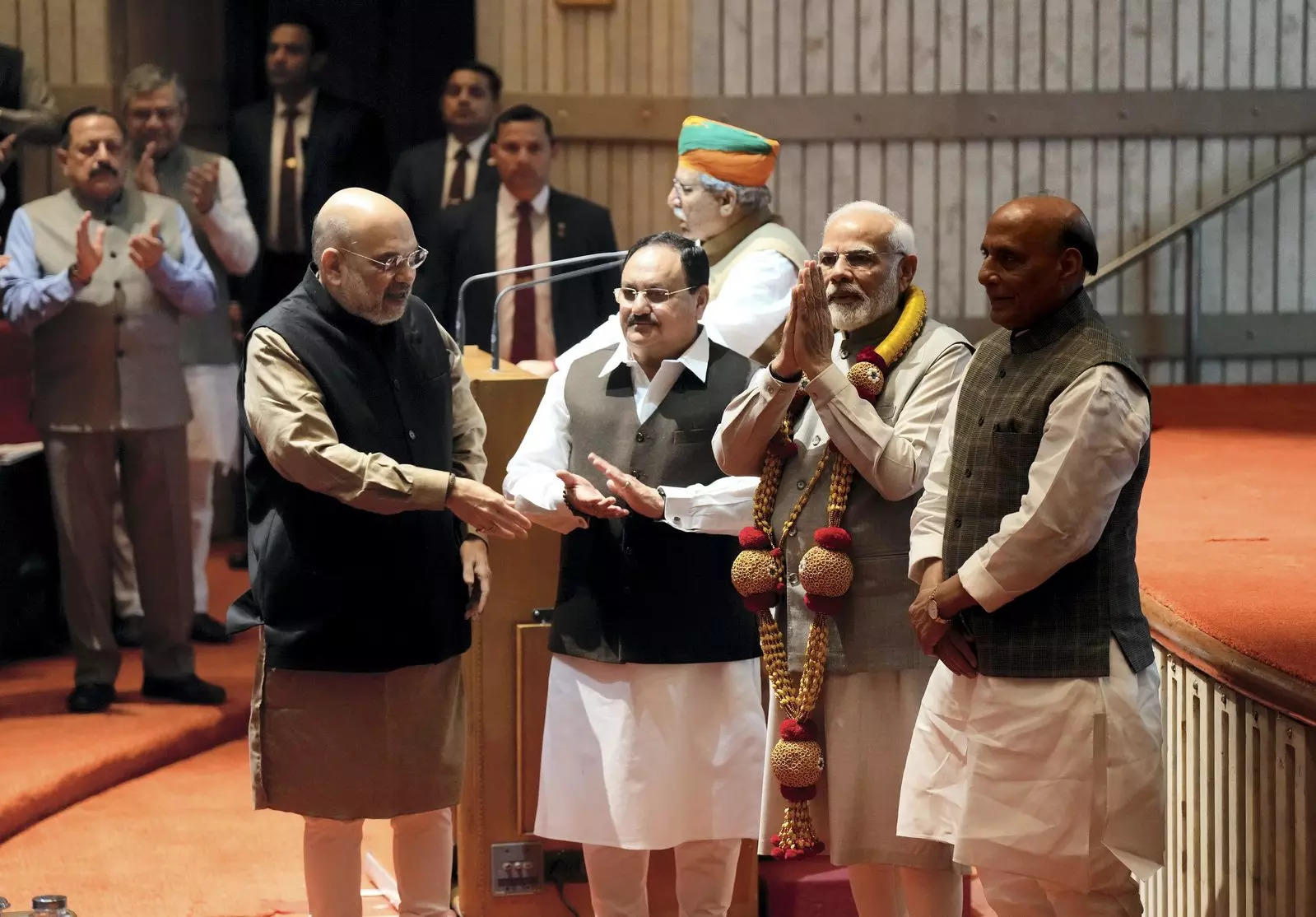 Photo of दिल्ली में BJP संसदीय दल की बैठक शुरू, PM मोदी-अमित शाह मौजूद | BREAKING NEWS
