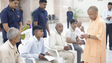 Photo of मुख्यमंत्री योगी: अतिक्रमण कतई बर्दाश्त नहीं, आरोपियों पर तत्काल करें कार्रवाई
