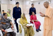 Photo of CM योगी: नर सेवा को नारायण सेवा मानकर 25 करोड़ प्रदेशवासियों के हित के लिए कार्य कर रही सरकार