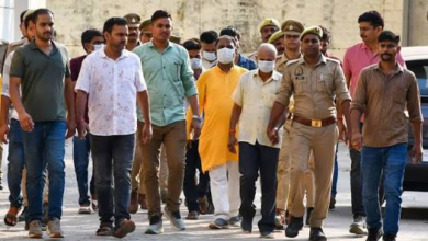 Photo of राम मंदिर से चढ़ावा चोरी में गिरफ्तार 8 लोगों को पुलिस रिमांड पर लेकर पूछताछ जारी..!