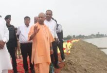 Photo of यूपी में बाढ़ से निपटने के लिए स्थानीय नाविकों-तैराकों को दी जाएगी ट्रेनिंग, गांव-गांव जाएंगे अधिकारी