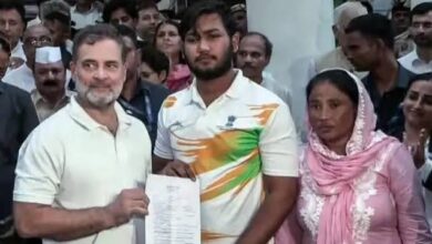 Photo of भाजपा की नई टीम से मिले पीएम मोदी, पार्टी मुख्यालय में राष्ट्रीय पदाधिकारियों के साथ खिंचवाई तस्वीर.