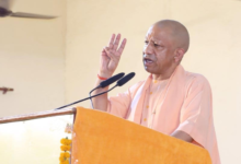 Photo of मुख्यमंत्री योगी “AI उत्तर दे सकता है, सवाल करना अच्छी किताब ही सिखाएगी”