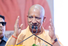 Photo of मुख्यमंत्री योगी “विदेशी आक्रांताओं ने मंदिरों को तोड़ा, लेकिन भक्ति नहीं डिगा पाए”