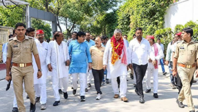 Photo of आगरा में रो पड़े सपा प्रत्याशी आकाश अग्रवाल,क्षेत्रों के चुनाव के दौरान राजनीतिक माहौल गरमाया