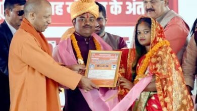 Photo of मुख्यमंत्री सामूहिक विवाह योजना: यूपी में अब तक 28438 जोड़ों के थामा एक-दूजे का हाथ, 11540 आवेदन कैंसिल