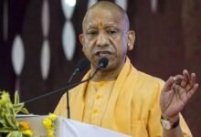 Photo of जनमानस के जीवन में आने वाले सकारात्मक परिवर्तन से सिद्ध होती है प्रशासन की सार्थकता: सीएम योगी